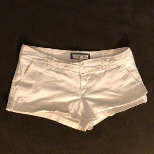 White Abercrombie and Fitch shorts